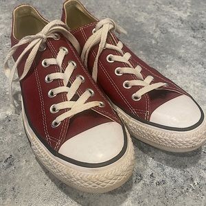 Converse Chuck Taylor All Star size 8.5 in women’s